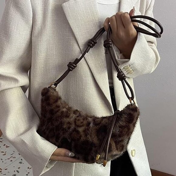 Leopard Faux Fur Sling Bag Womens Fuzzy Crossbody Purse for Casual Fashion - Picture 7 of 9